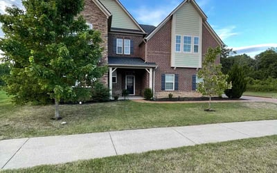 Photo of Johnny F.'s yard after getting lawn care in Brentwood, TN