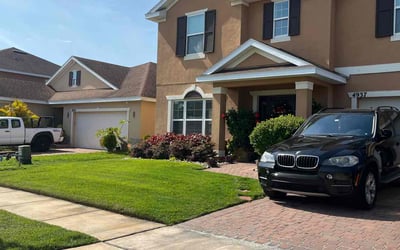 Photo of Donna D.'s yard after getting lawn care in Kissimmee, FL