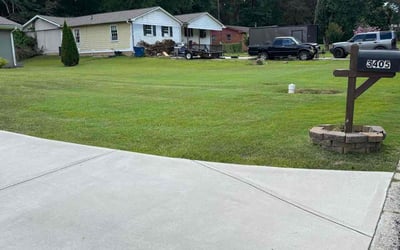 Photo of Zacchaeus E.'s yard after getting lawn care in Memphis, TN