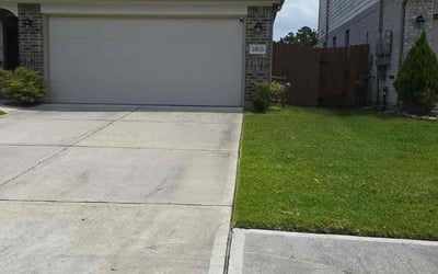 Photo of Bret E.'s yard after getting lawn care in Santa Fe, TX