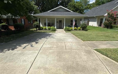 Photo of Arthur J.'s yard after getting lawn care in Charlotte, NC