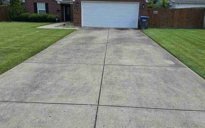 Photo of Enes A.'s yard after getting lawn care in Shepherdsville, KY