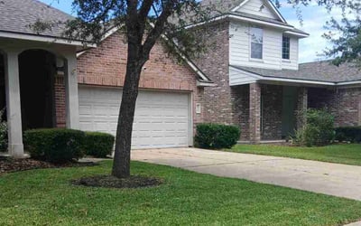 Photo of Ronni L.'s yard after getting lawn care in Flower Mound, TX