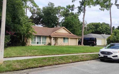 Photo of Joseph D.'s yard after getting lawn care in Longwood, FL