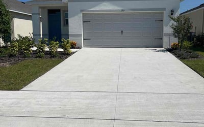 Photo of Lindsey B.'s yard after getting lawn care in West Des Moines, IA