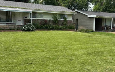 Photo of Mary N.'s yard after getting lawn care in Smyrna, GA