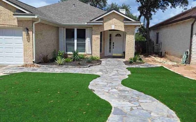 Photo of Ray G.'s yard after getting lawn care in San Antonio, TX