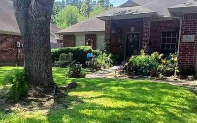 Photo of Mary W.'s yard after getting lawn care in Butler, PA
