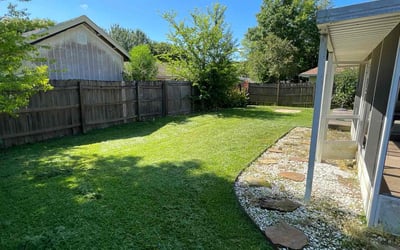 Photo of Dwayne A.'s yard after getting lawn care in Chicago, IL