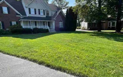 Photo of Brie D.'s yard after getting lawn care in Mechanicsville, VA