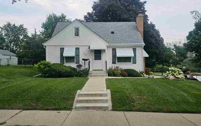 Photo of "Chandra V.'s yard after getting lawn care in Edina, MN
