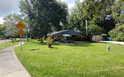Photo of Darren W.'s yard after getting lawn care in Maitland, FL