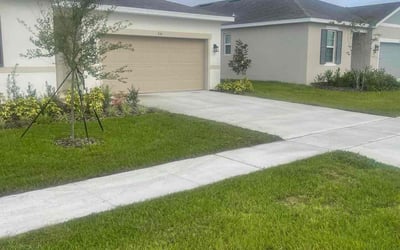 Photo of Mike B.'s yard after getting lawn care in Hernando, MS