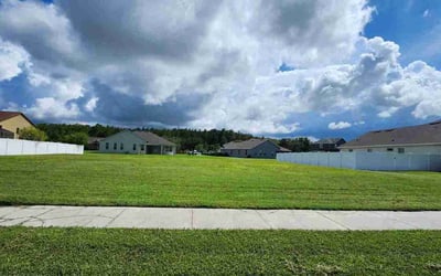 Photo of Leon D.'s yard after getting lawn care in San Luis Obispo, CA