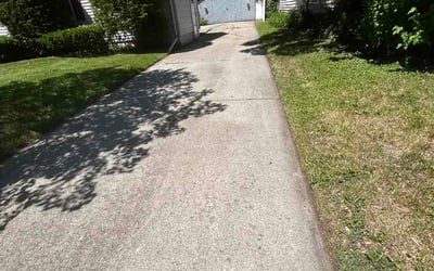Photo of Justin G.'s yard after getting lawn care in Elizabethtown, KY