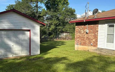 Photo of Luis F.'s yard after getting lawn care in Ballwin, MO