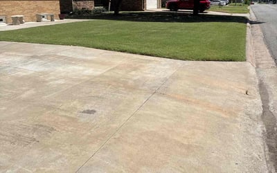 Photo of Jeff B.'s yard after getting lawn care in Rochester, MI