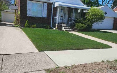 Photo of Katherine W.'s yard after getting lawn care in Dearborn, MI