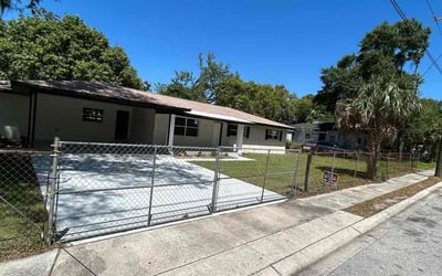 Photo of Carolynn L.'s yard after getting lawn care in Howard Beach, NY