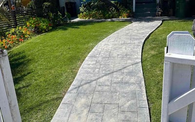 Photo of Jeff G.'s yard after getting lawn care in Long Beach, CA