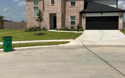 Photo of Dave N.'s yard after getting lawn care in Naperville, IL