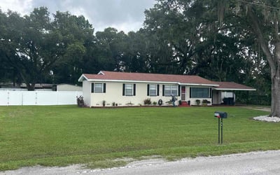 Photo of Melody H.'s yard after getting lawn care in Plant City, FL