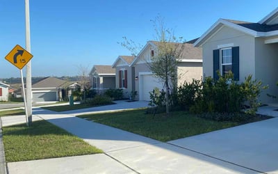 Photo of Lauro N.'s yard after getting lawn care in Lake Wales, FL
