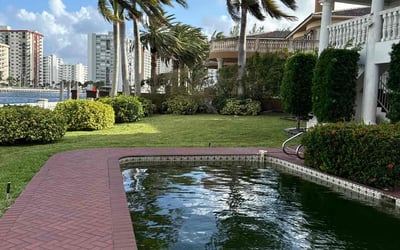 Photo of Analeyda L.'s yard after getting lawn care in Hollywood, FL