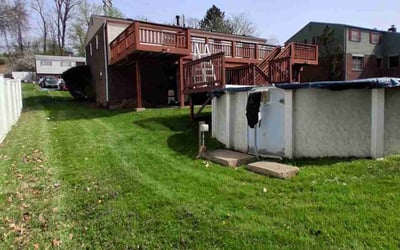 Photo of Patty O.'s yard after getting lawn care in Glenshaw, PA