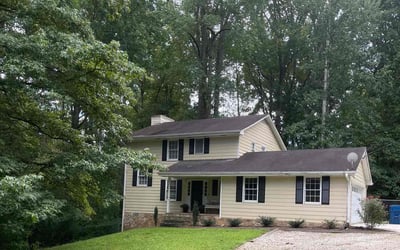 Photo of Mary E.'s yard after getting lawn care in Alpharetta, GA