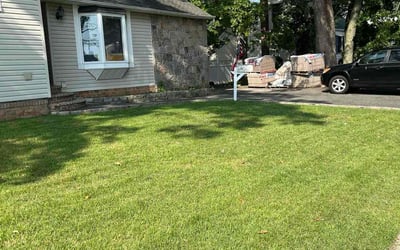 Photo of Chris W.'s yard after getting lawn care in Babylon, NY