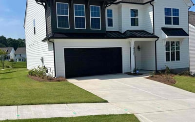 Photo of David B.'s yard after getting lawn care in Albuquerque, NM