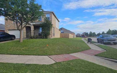 Photo of Luis H.'s yard after getting lawn care in Burleson, TX