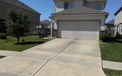 Photo of Sam H.'s yard after getting lawn care in Katy, TX