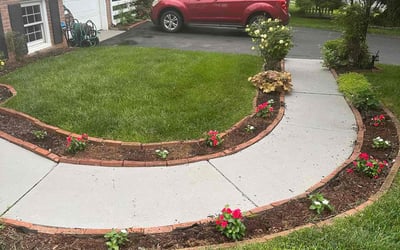 Photo of Autumn T.'s yard after getting lawn care in Derwood, MD