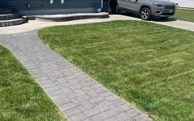 Photo of Lorrie L.'s yard after getting lawn care in Babylon, NY