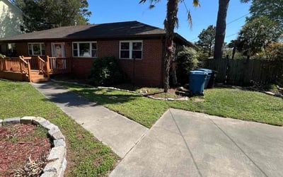 Photo of Lavern C.'s yard after getting lawn care in Glendale, CA
