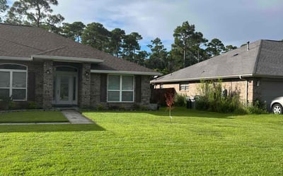Photo of Karen R.'s yard after getting lawn care in Pensacola, FL