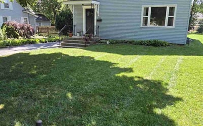 Photo of Joyce H.'s yard after getting lawn care in Roselle, IL