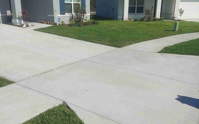 Photo of Kristian J.'s yard after getting lawn care in Floral Park, NY