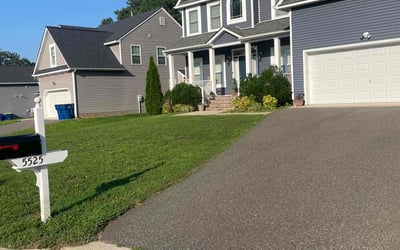 Photo of Yvonne B.'s yard after getting lawn care in Providence Forge, VA