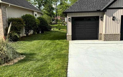 Photo of Mic W.'s yard after getting lawn care in Loudon, TN