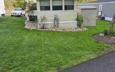 Photo of Tobey W.'s yard after getting lawn care in Freeport, PA