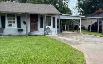 Photo of Peter W.'s yard after getting lawn care in Lake Charles, LA