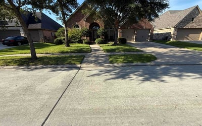 Photo of Aaron G.'s yard after getting lawn care in Capitol Heights, MD