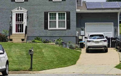 Photo of Brandall L.'s yard after getting lawn care in Joliet, IL