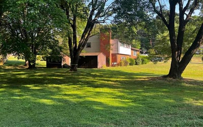 Photo of Yaqoob S.'s yard after getting lawn care in Haymarket, VA
