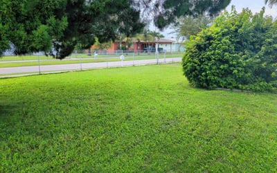 Photo of Jared J.'s yard after getting lawn care in Theodore, AL
