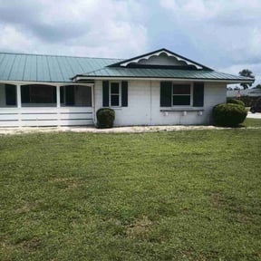 Weeding by Thatsmydadlawncarellc reviewed on August 21, 2024