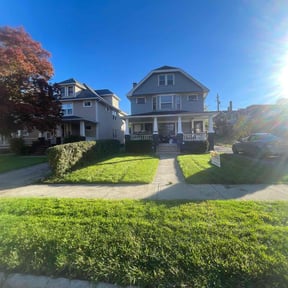 Bush Trimming by Local Green Lawn Care LLC reviewed on April 22, 2022